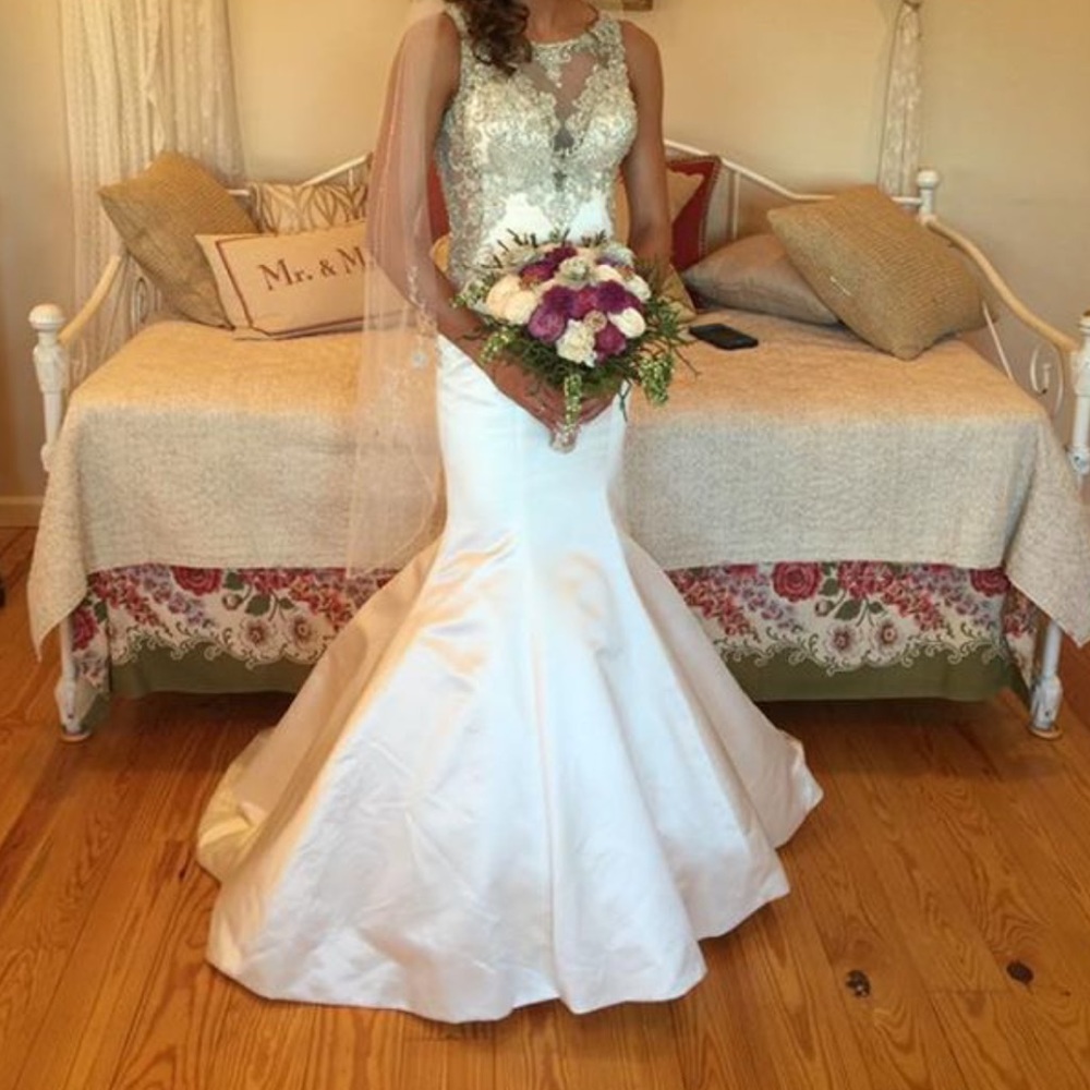 Allure Bridals Wedding Dress 9252 in Ivory